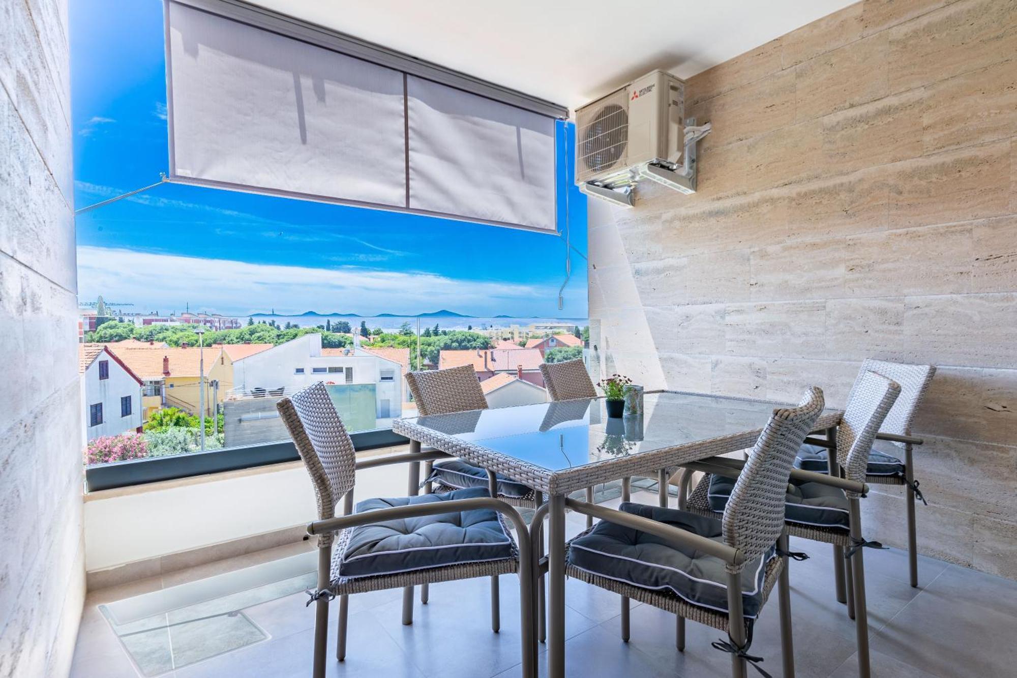 Apolon 2Bdr Apartment With Balcony Zadar Eksteriør billede